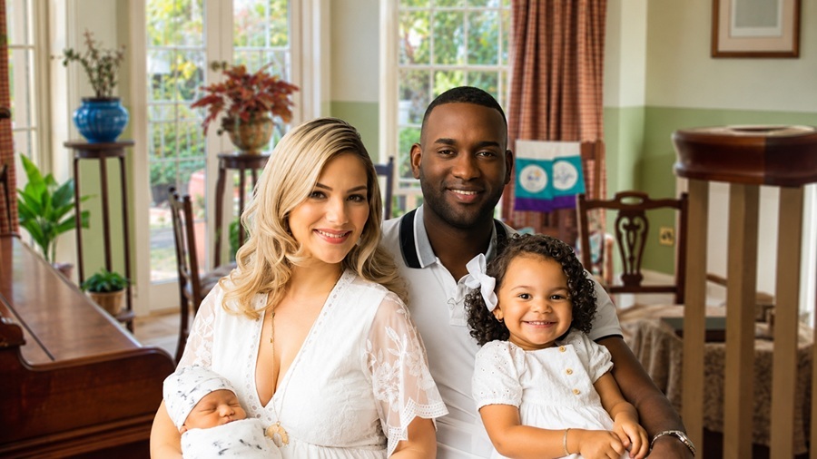 yordan alvarez wife